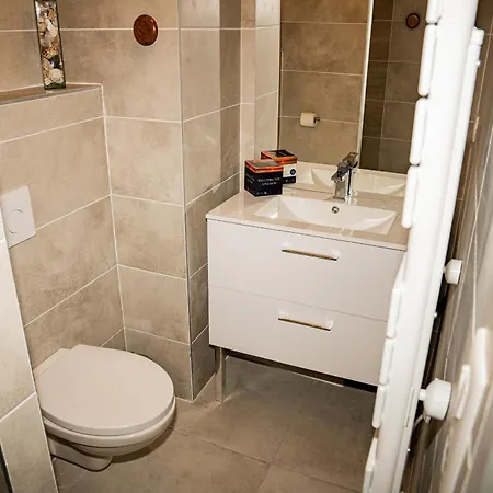 Duplex T5 Vue Etang, Terrasse & Parentale Apartment Sete